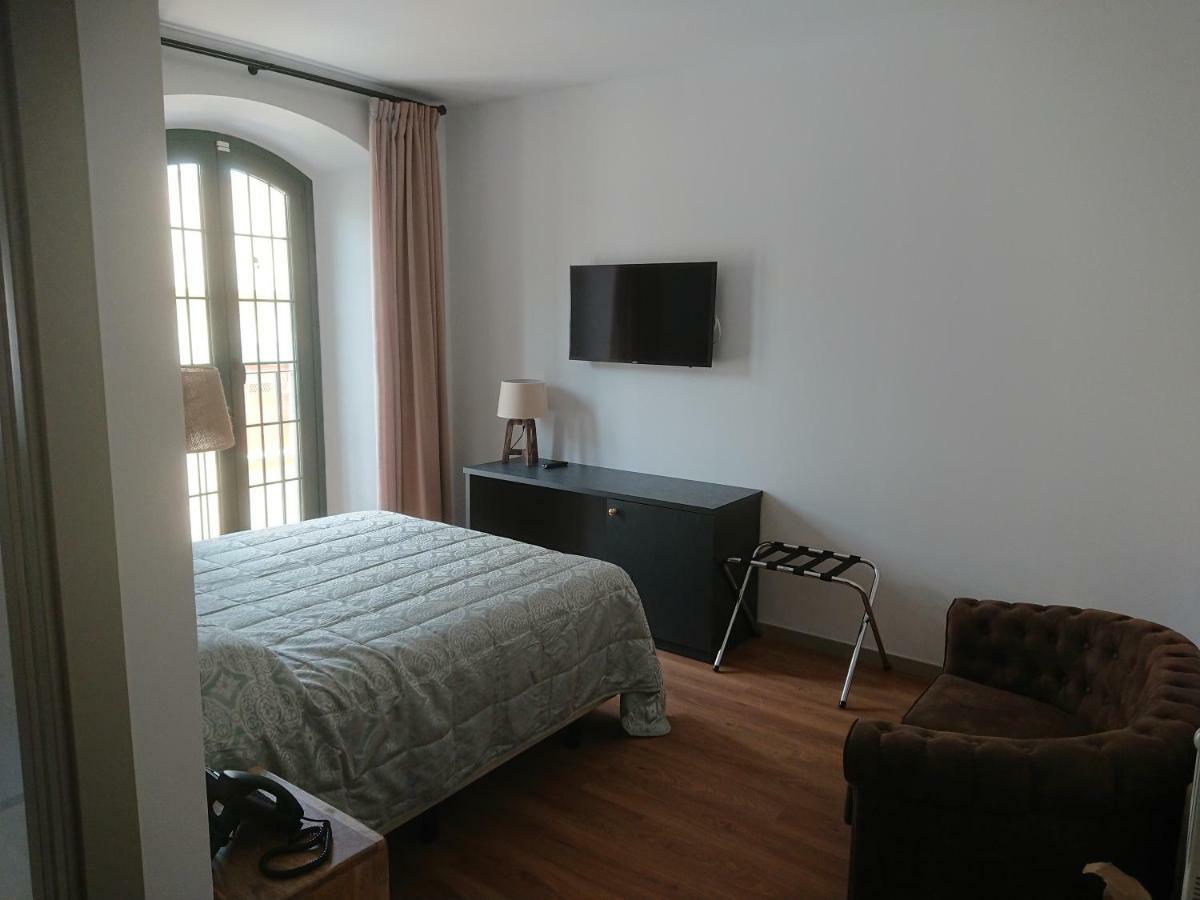 Jardi De Pedra (Adults Only) Hotell L' Escala Eksteriør bilde